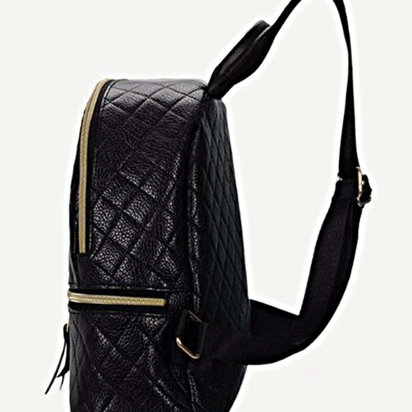 Last one!💋 faux leather black mini backpack gold - Picture 2 of 4